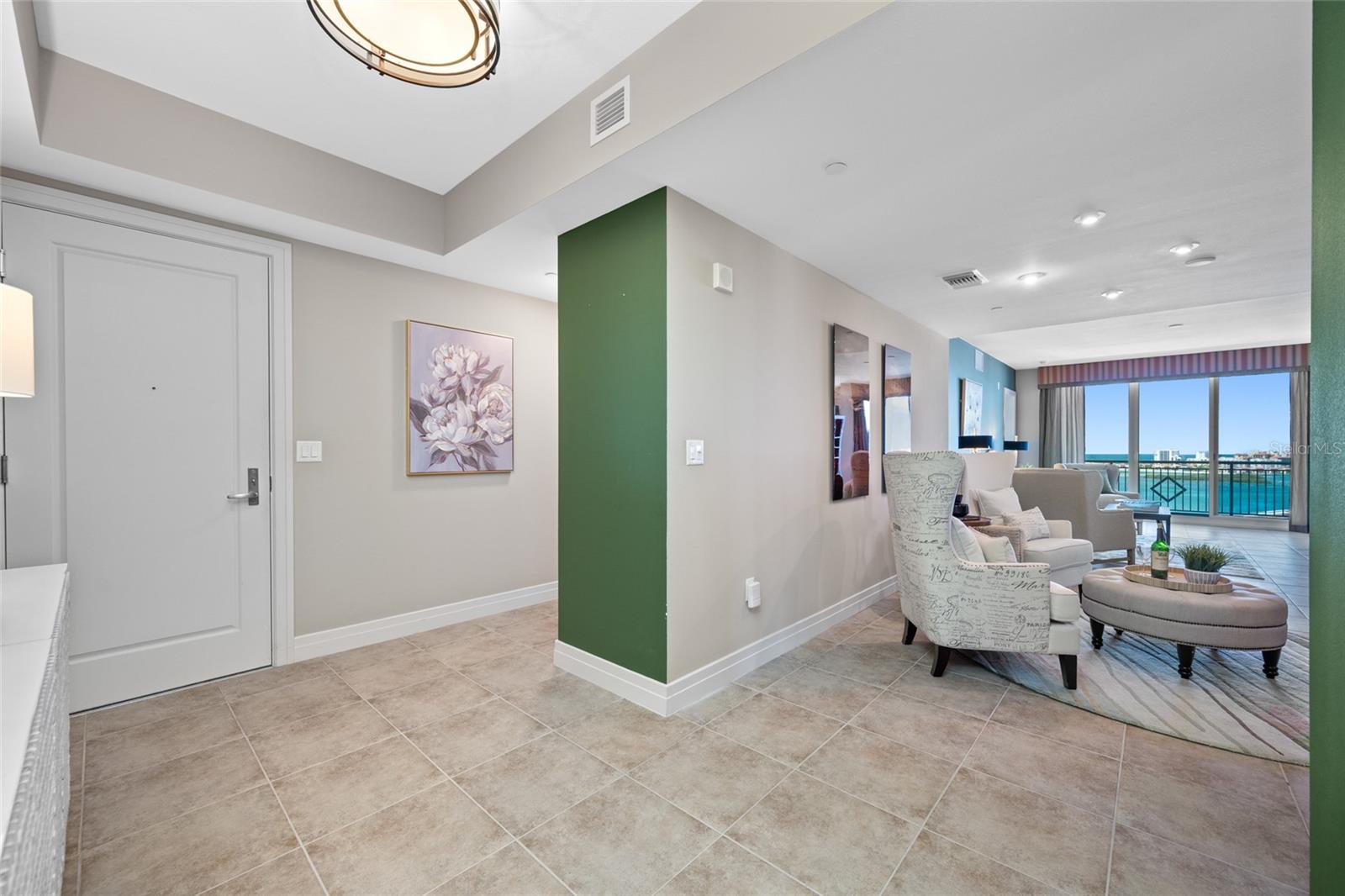 Image 5 of 78 For 331 Cleveland Street 1204