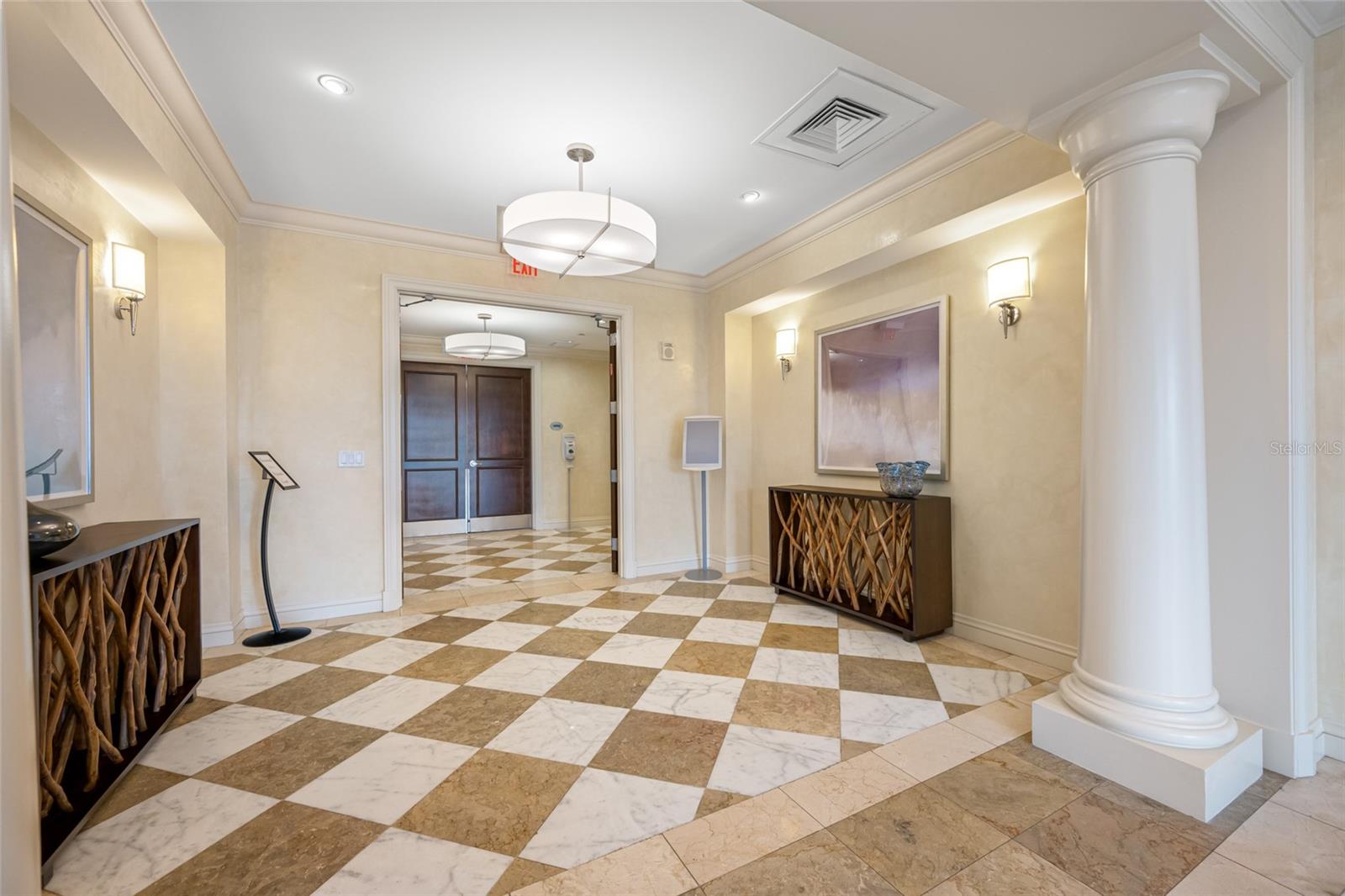 Image 66 of 78 For 331 Cleveland Street 1204