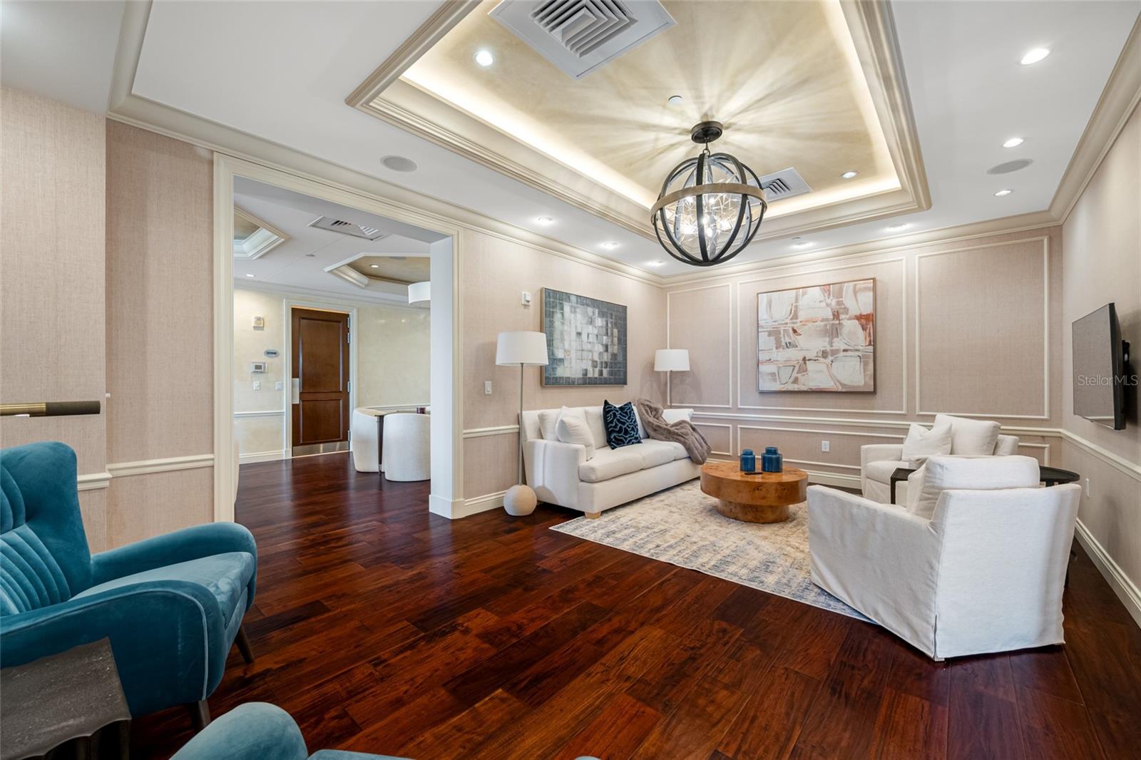 Image 67 of 78 For 331 Cleveland Street 1204