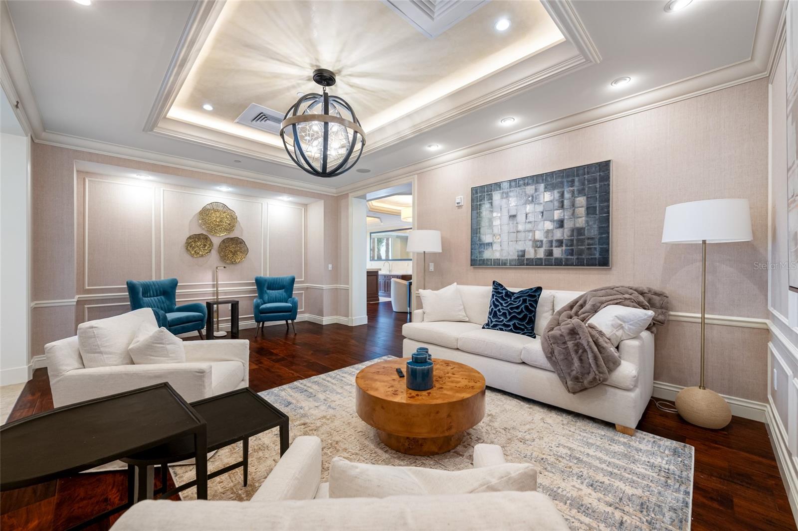 Image 69 of 78 For 331 Cleveland Street 1204