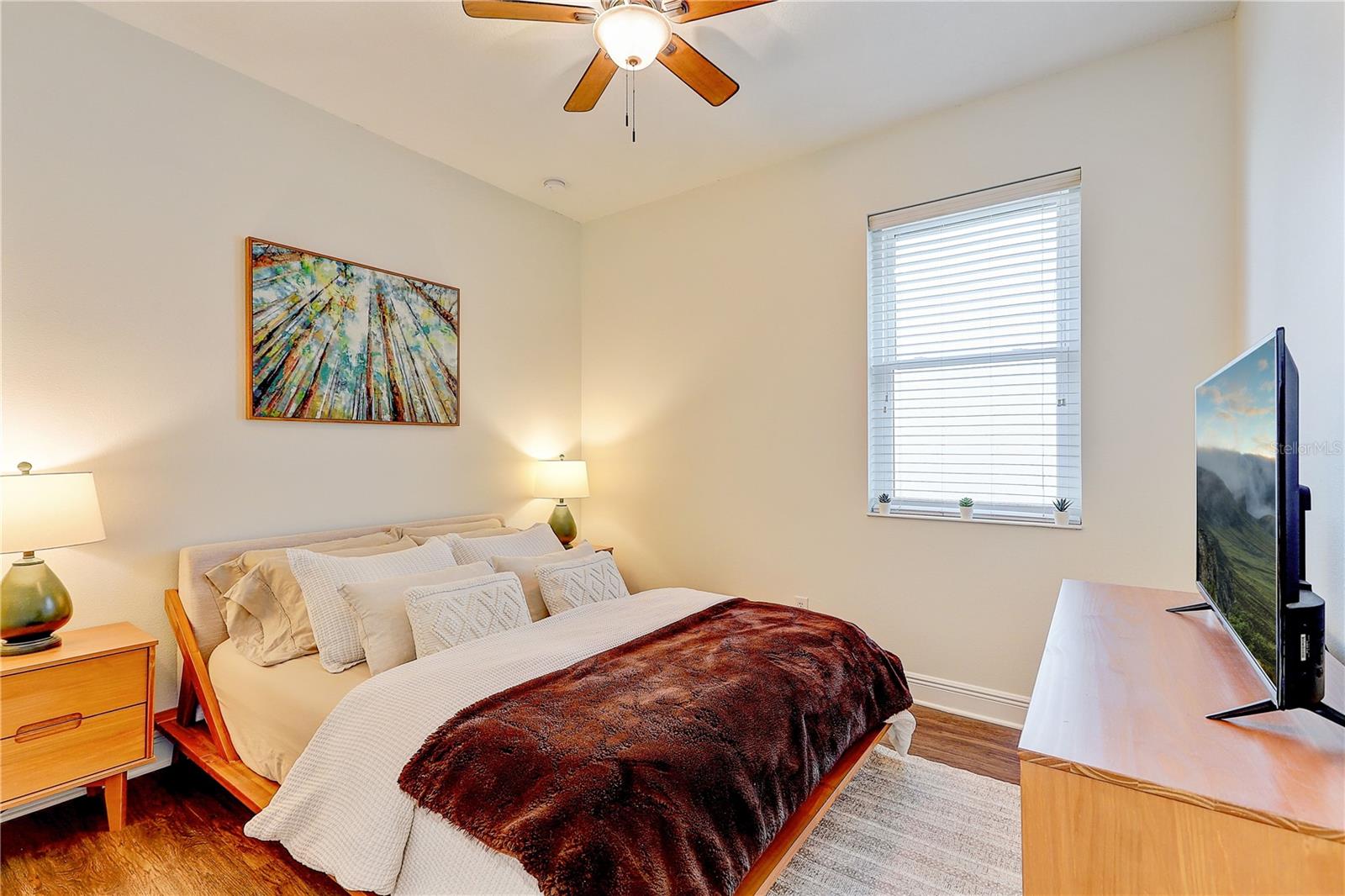 Image 41 of 82 For 2410 Hawks Point Court