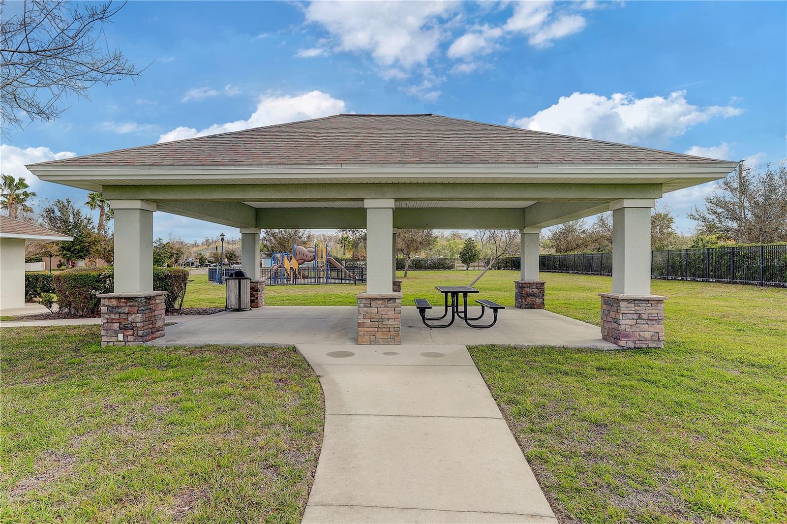 Image 72 of 82 For 2410 Hawks Point Court