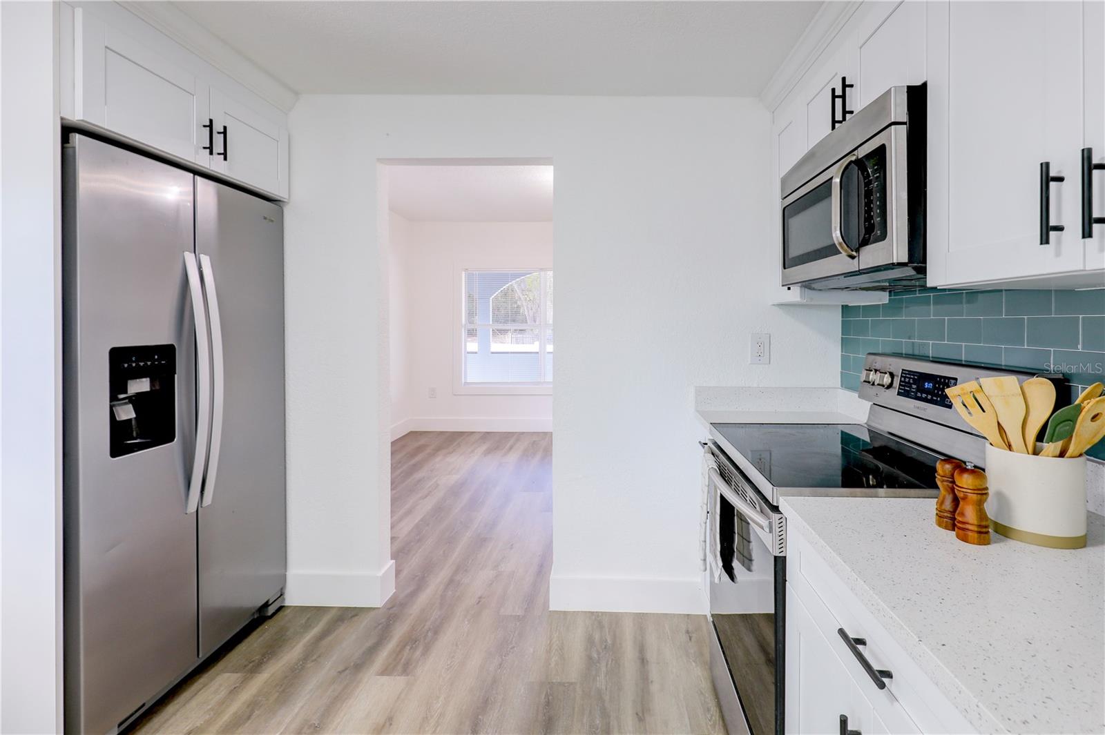 Image 15 of 47 For 9010 Hamilton Avenue