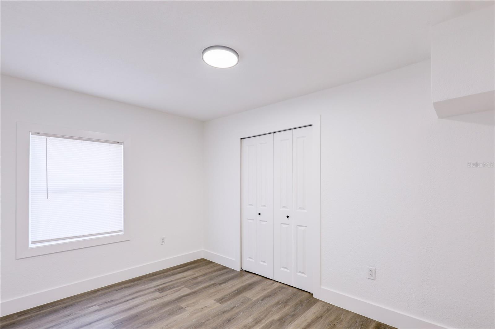 Image 37 of 47 For 9010 Hamilton Avenue