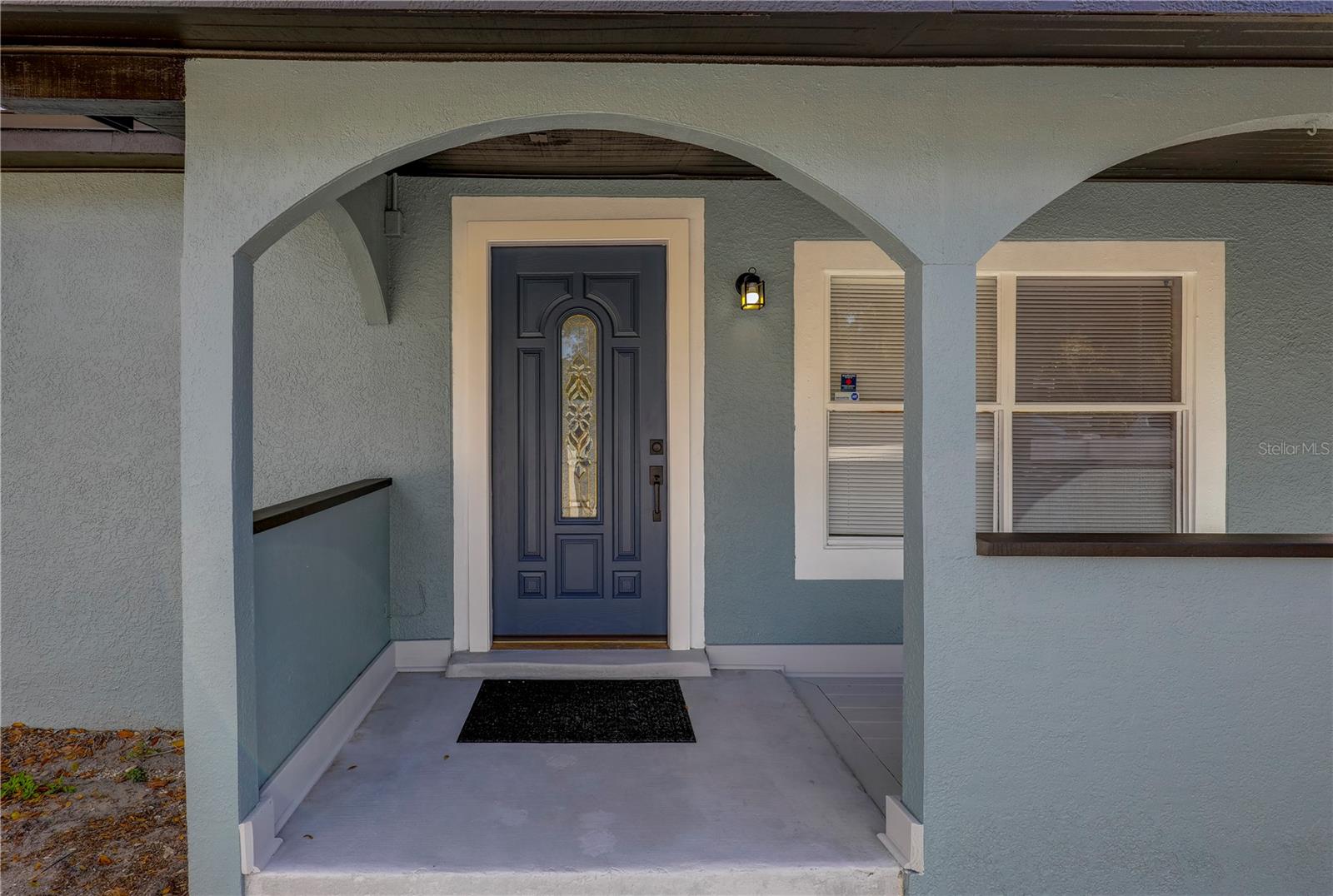 Image 4 of 47 For 9010 Hamilton Avenue