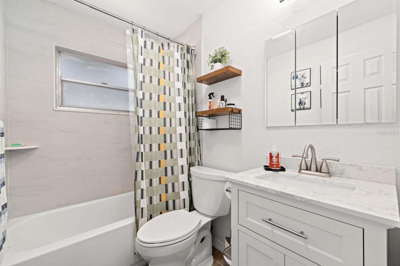 Image 10 of 28 For 842 90th Avenue N