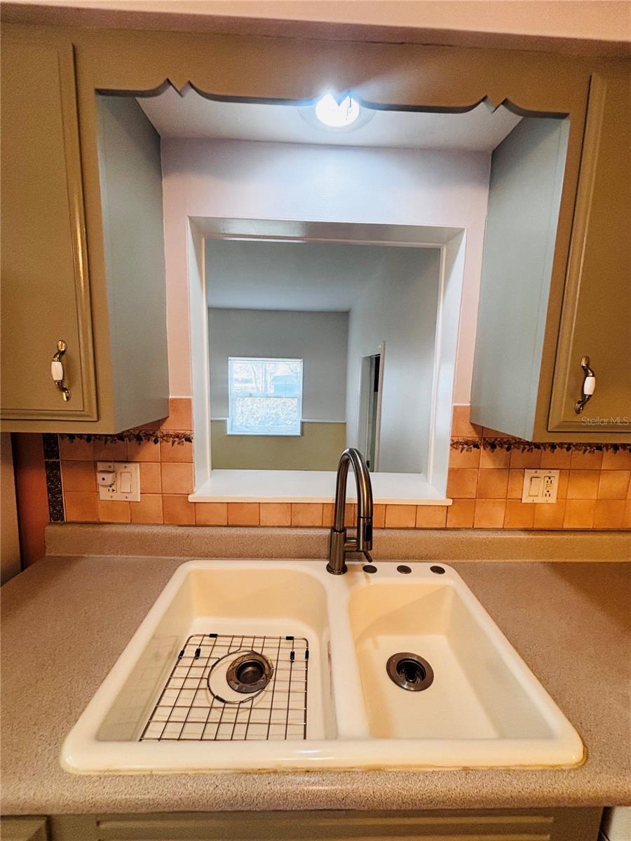 Image 10 of 38 For 34723 Missionary Road