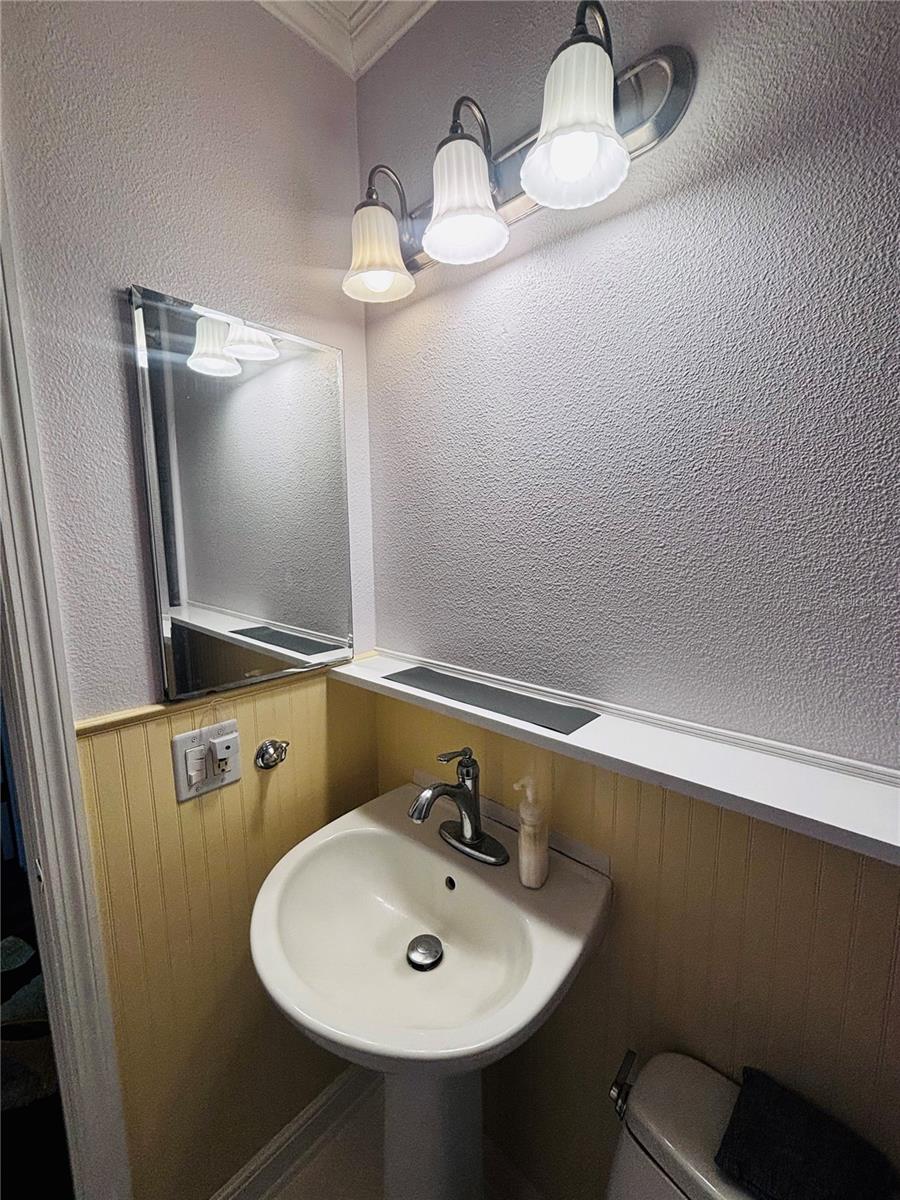 Image 25 of 38 For 34723 Missionary Road