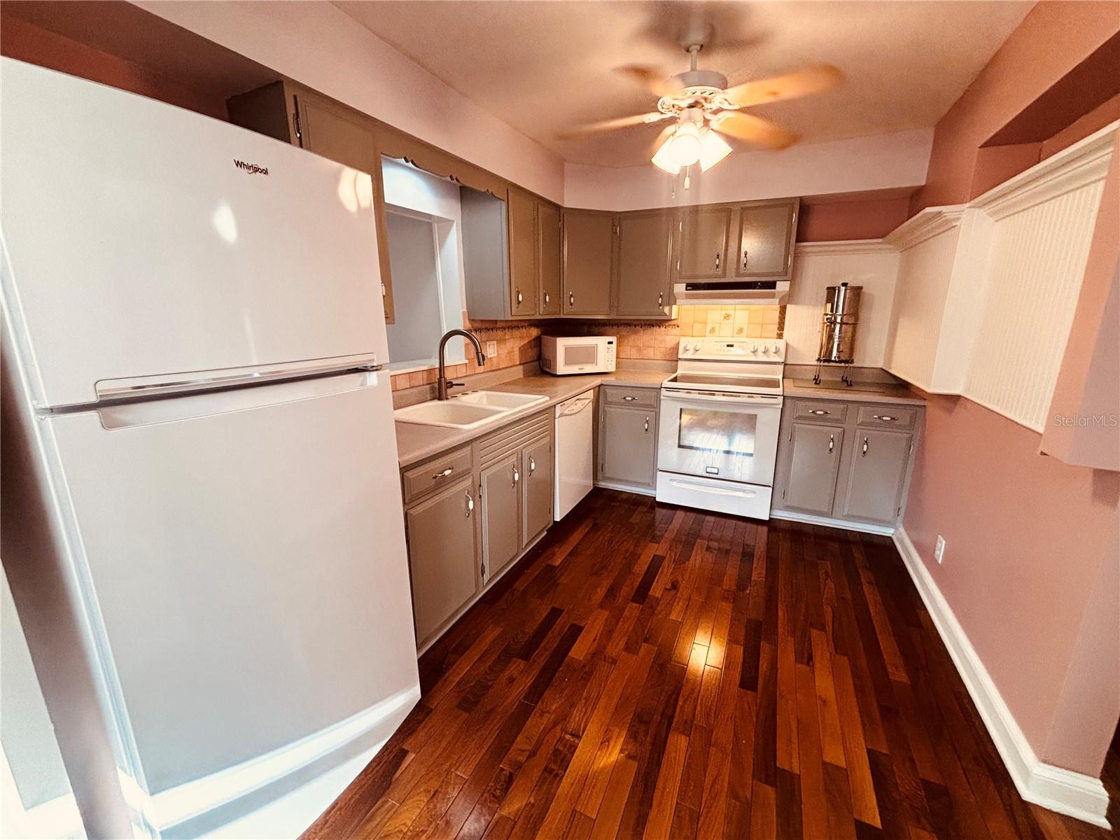 Image 36 of 38 For 34723 Missionary Road