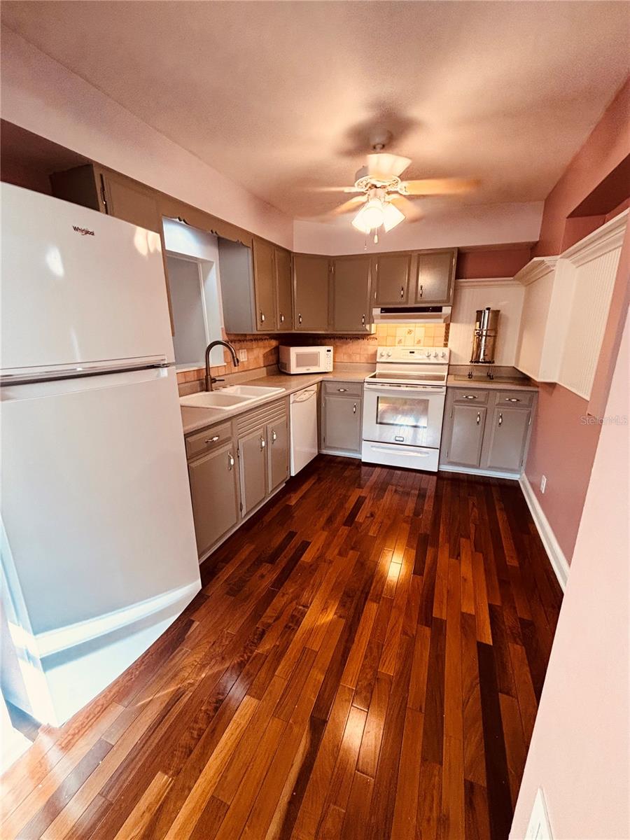 Image 37 of 38 For 34723 Missionary Road