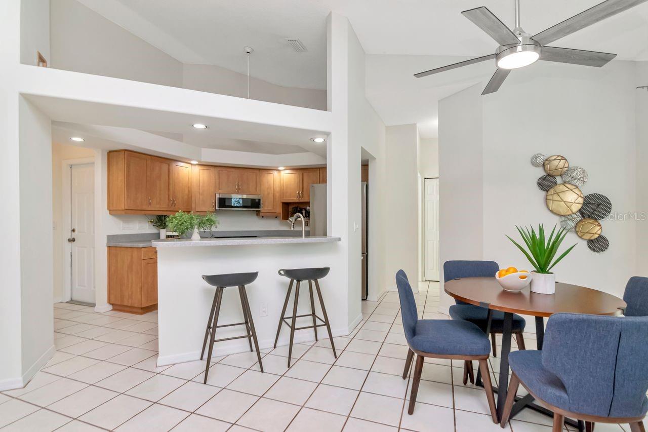 Image 12 of 70 For 835 Christina Circle