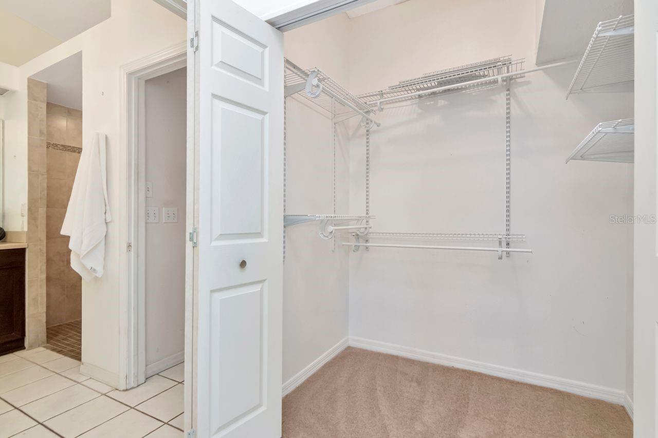 Image 17 of 70 For 835 Christina Circle