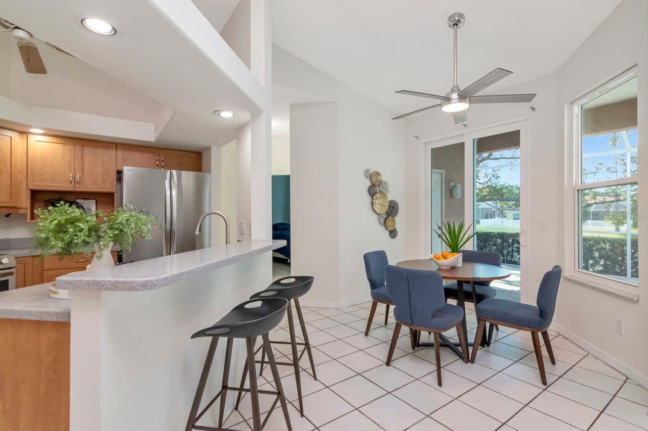 Image 28 of 70 For 835 Christina Circle