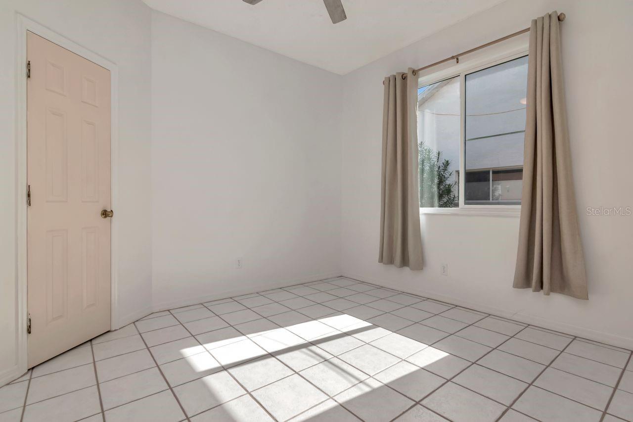 Image 35 of 70 For 835 Christina Circle