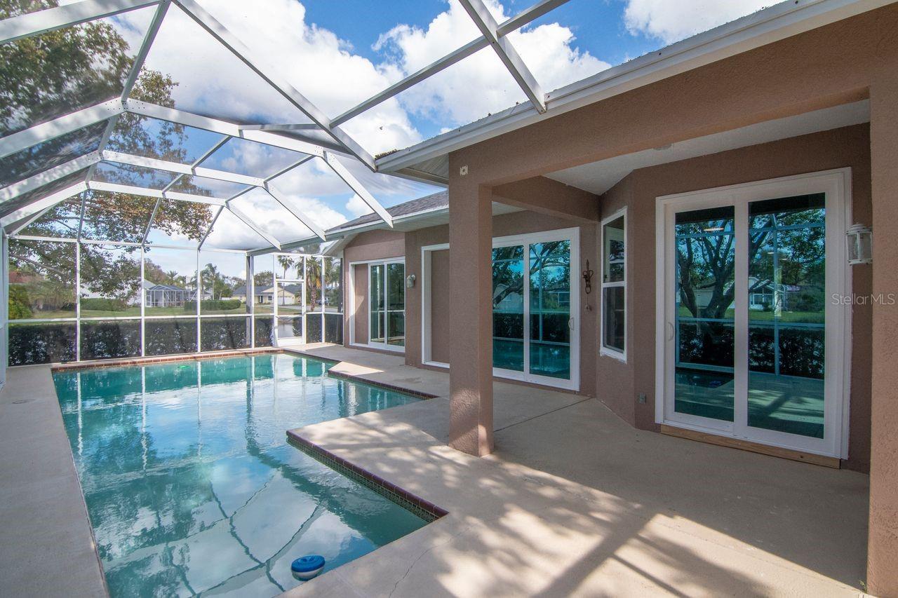 Image 40 of 70 For 835 Christina Circle