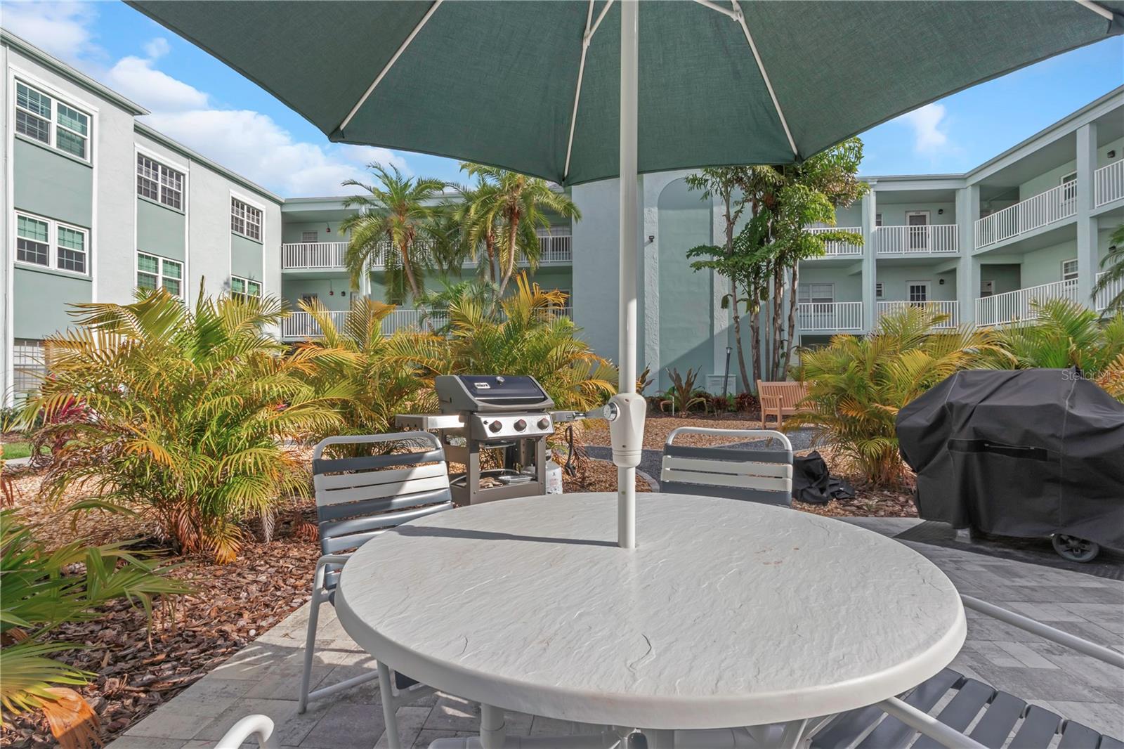 Image 26 of 30 For 1706 Belleair Forest Drive 222