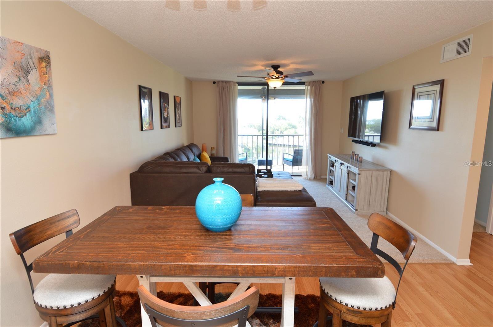 Image 18 of 100 For 1316 Pasadena Avenue S 407