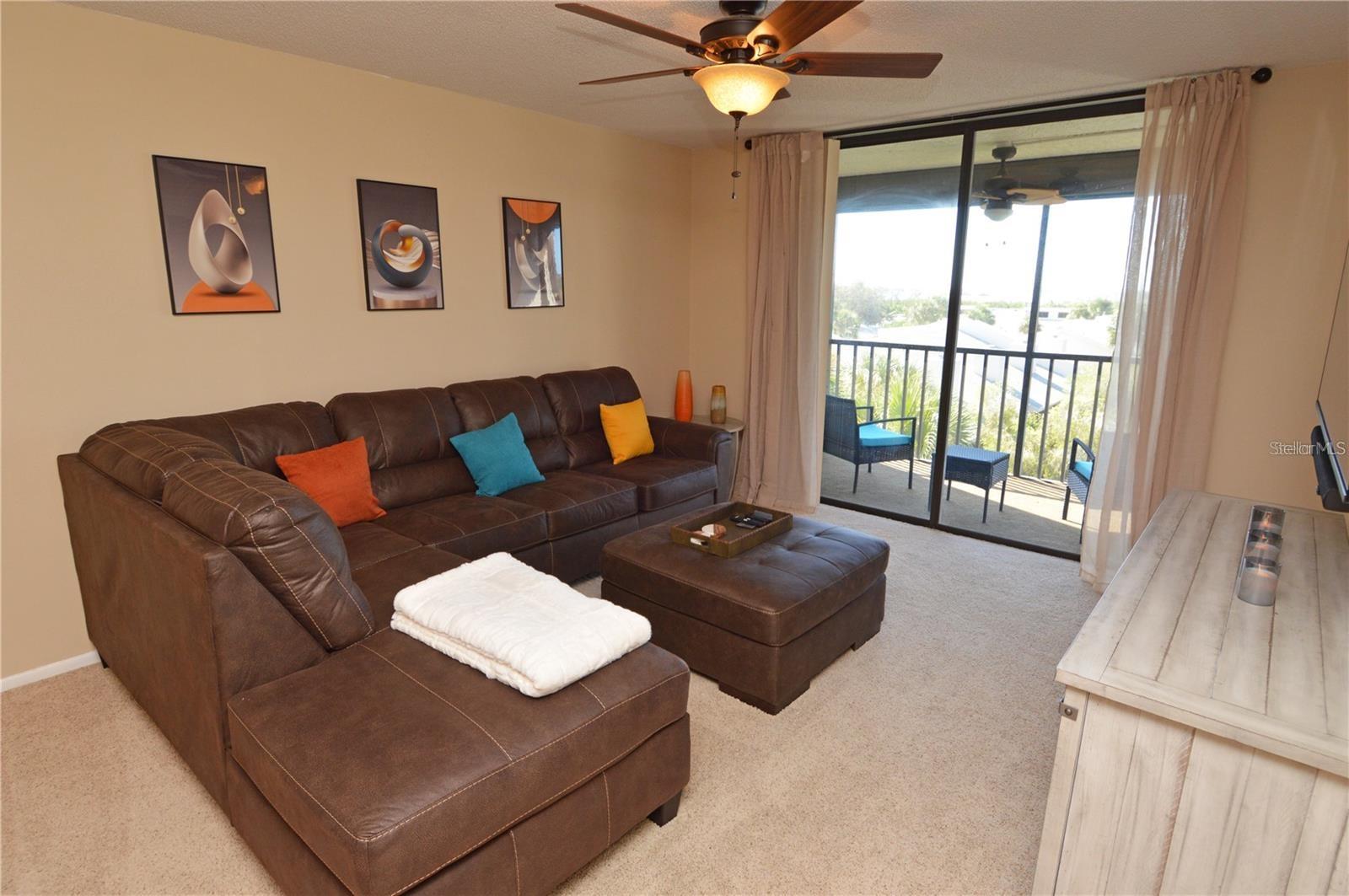 Image 22 of 100 For 1316 Pasadena Avenue S 407