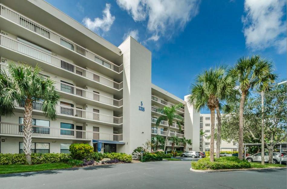 Image 4 of 100 For 1316 Pasadena Avenue S 407