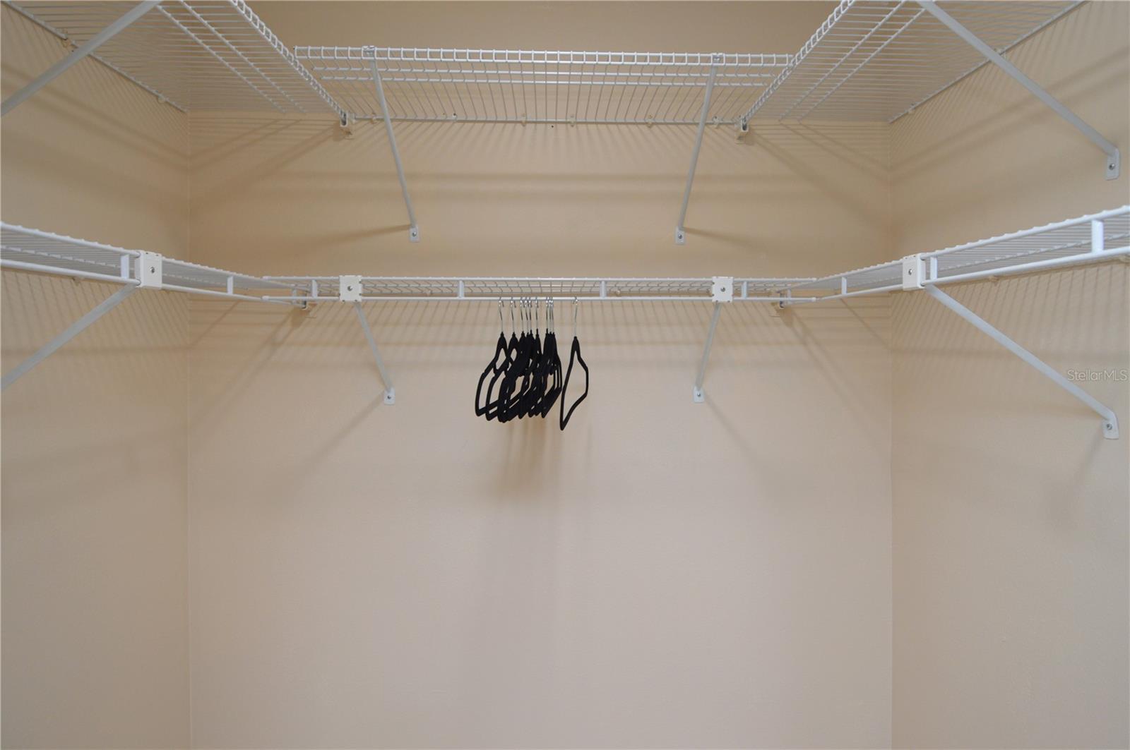 Image 48 of 100 For 1316 Pasadena Avenue S 407