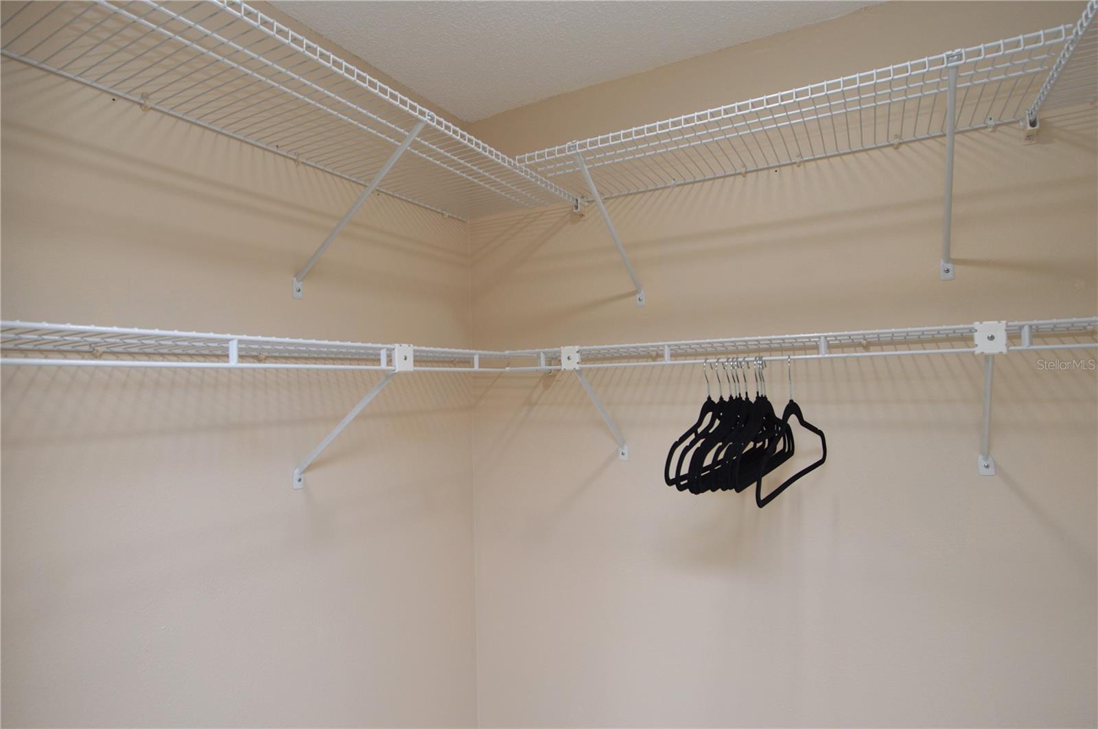 Image 49 of 100 For 1316 Pasadena Avenue S 407