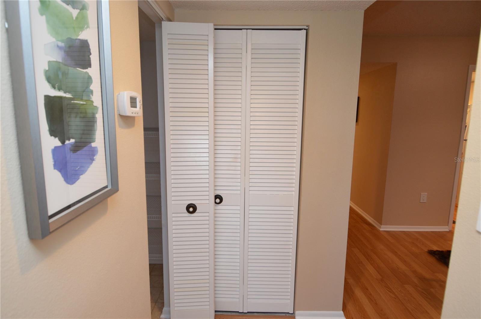 Image 51 of 100 For 1316 Pasadena Avenue S 407