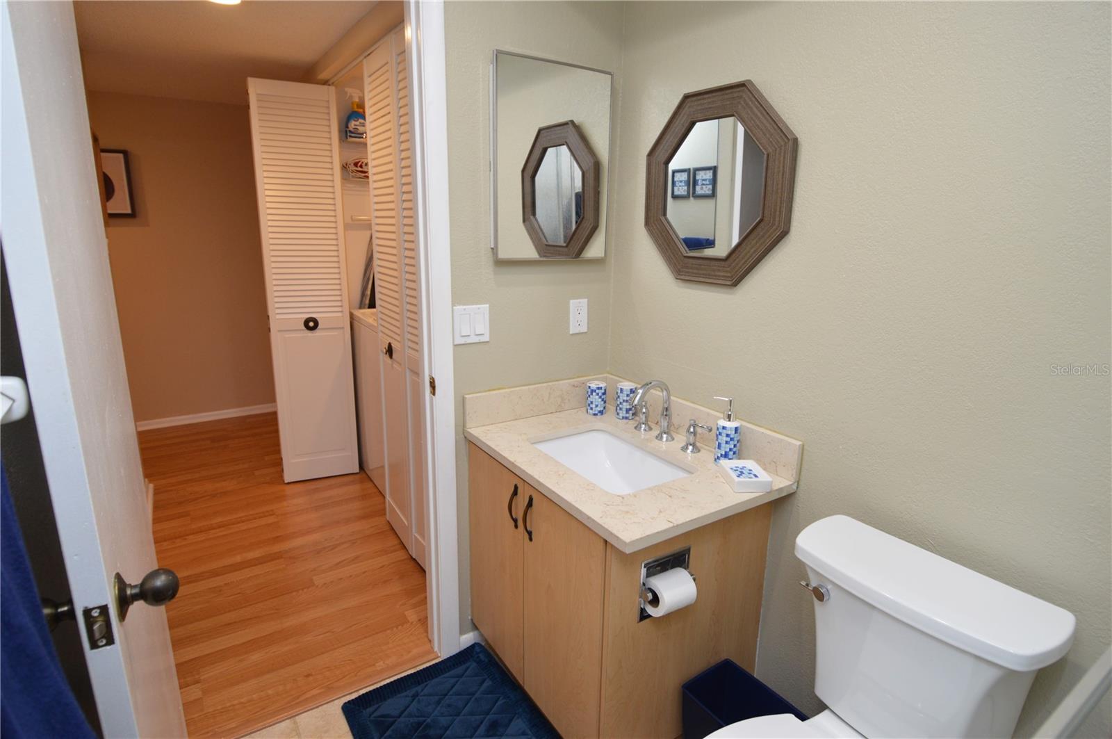 Image 65 of 100 For 1316 Pasadena Avenue S 407