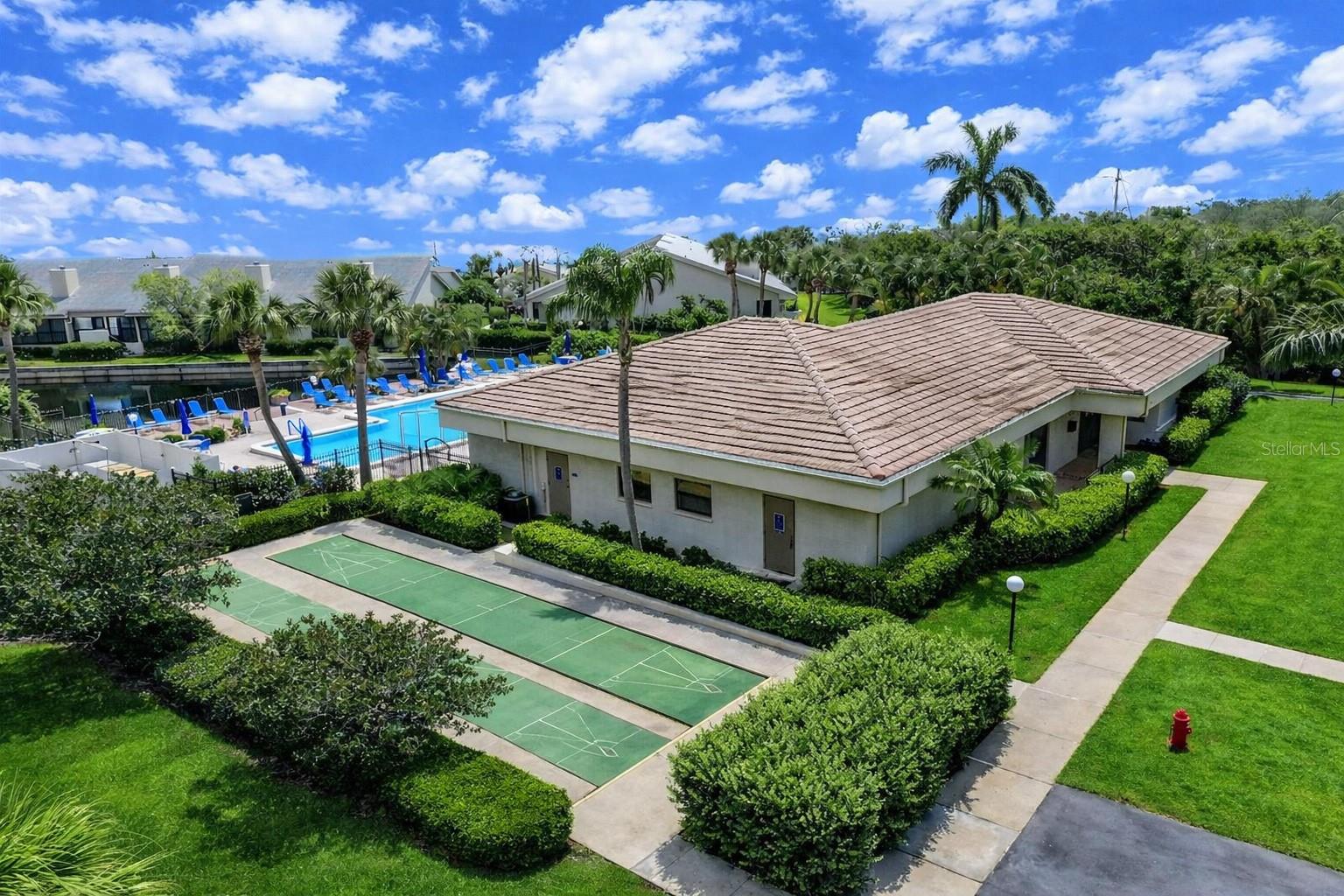 Image 68 of 100 For 1316 Pasadena Avenue S 407