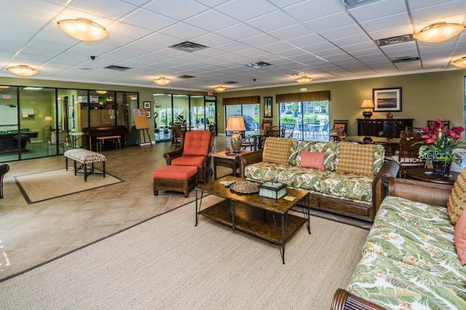 Image 74 of 100 For 1316 Pasadena Avenue S 407