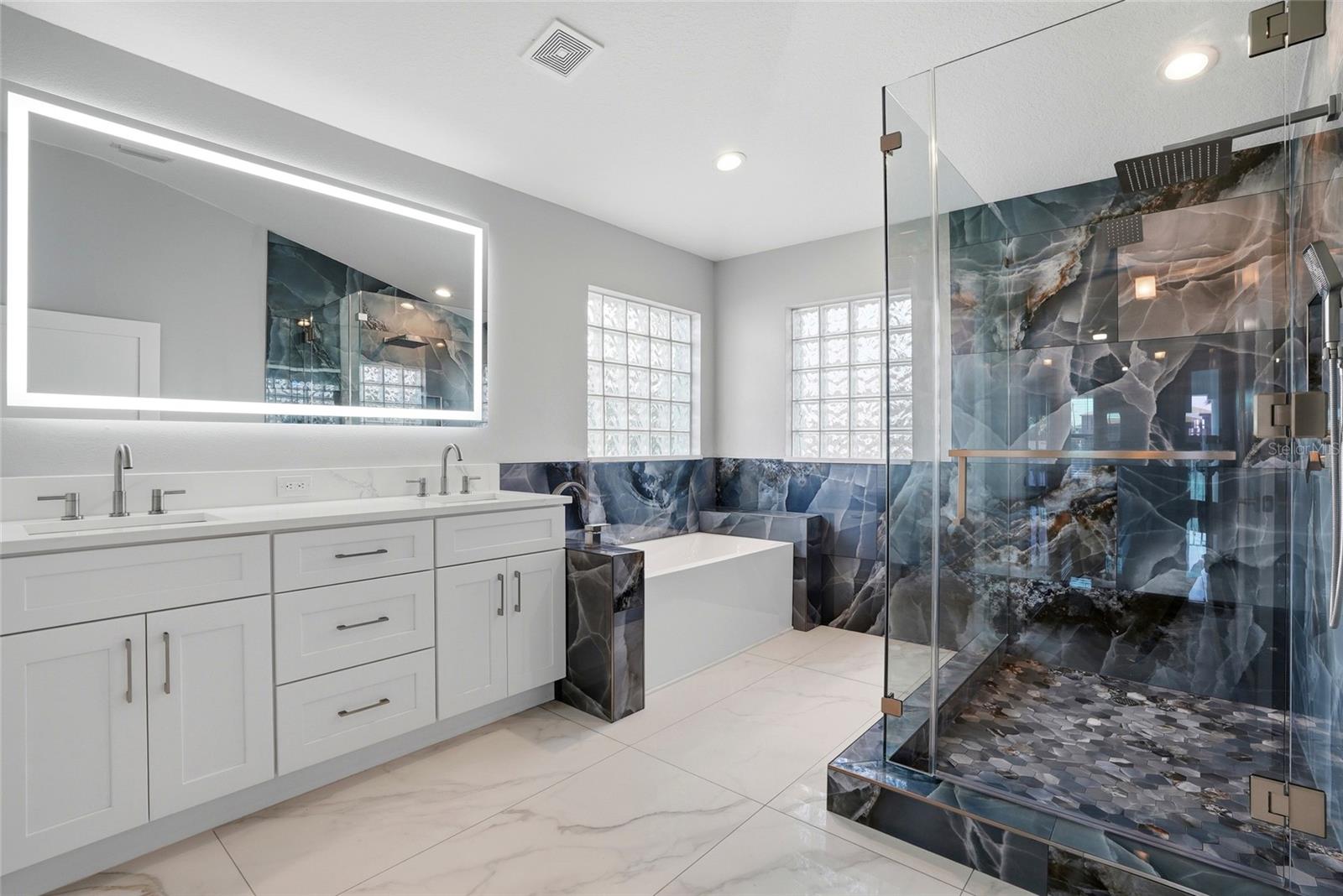 Image 19 of 60 For 11850 7th Street E