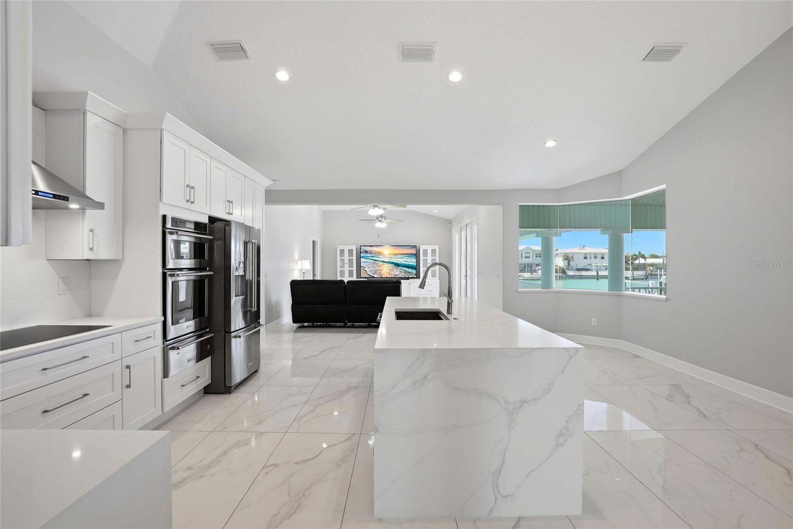 Image 24 of 60 For 11850 7th Street E