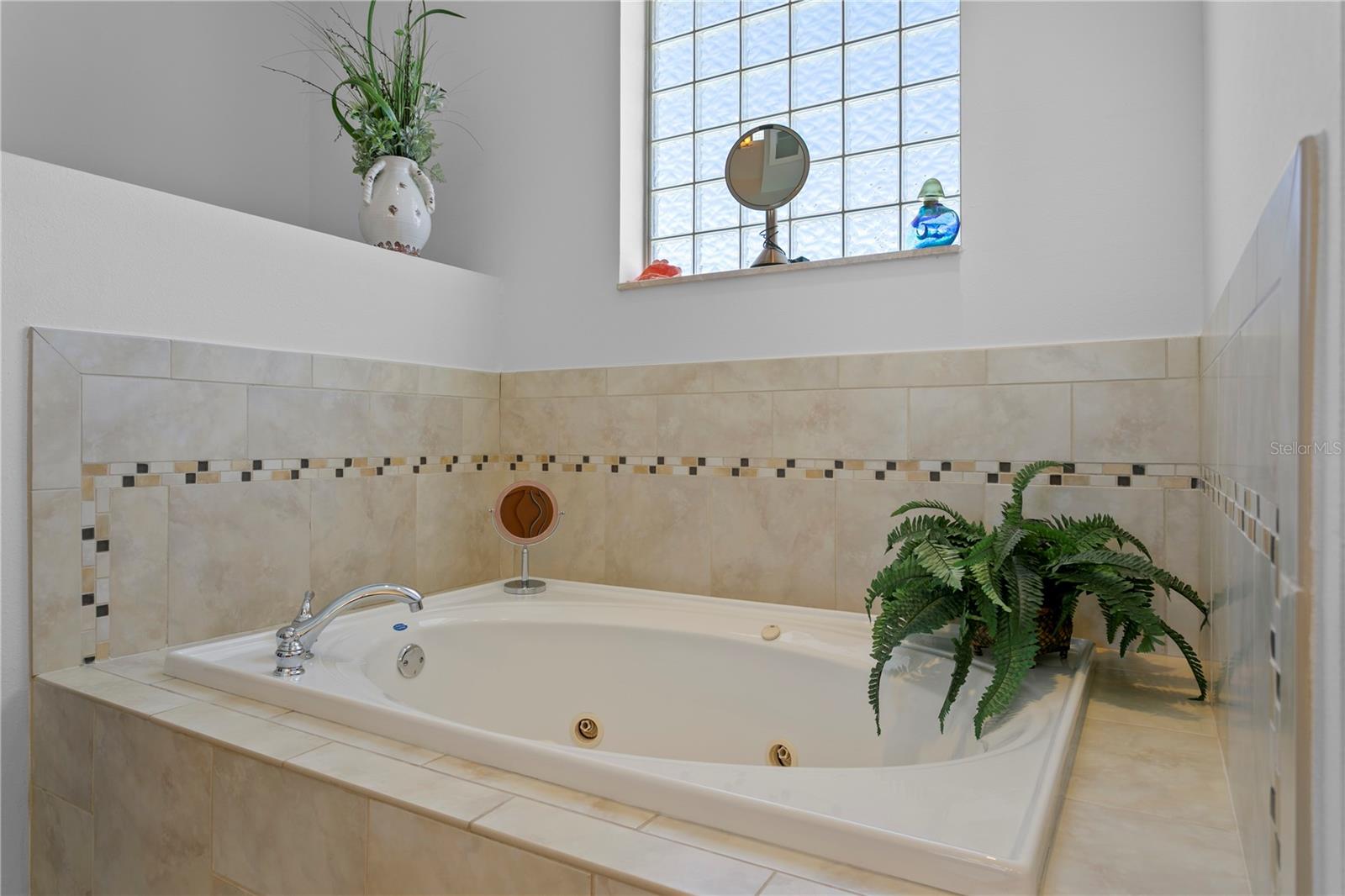 Image 27 of 61 For 1867 Bayou Grande Boulevard Ne