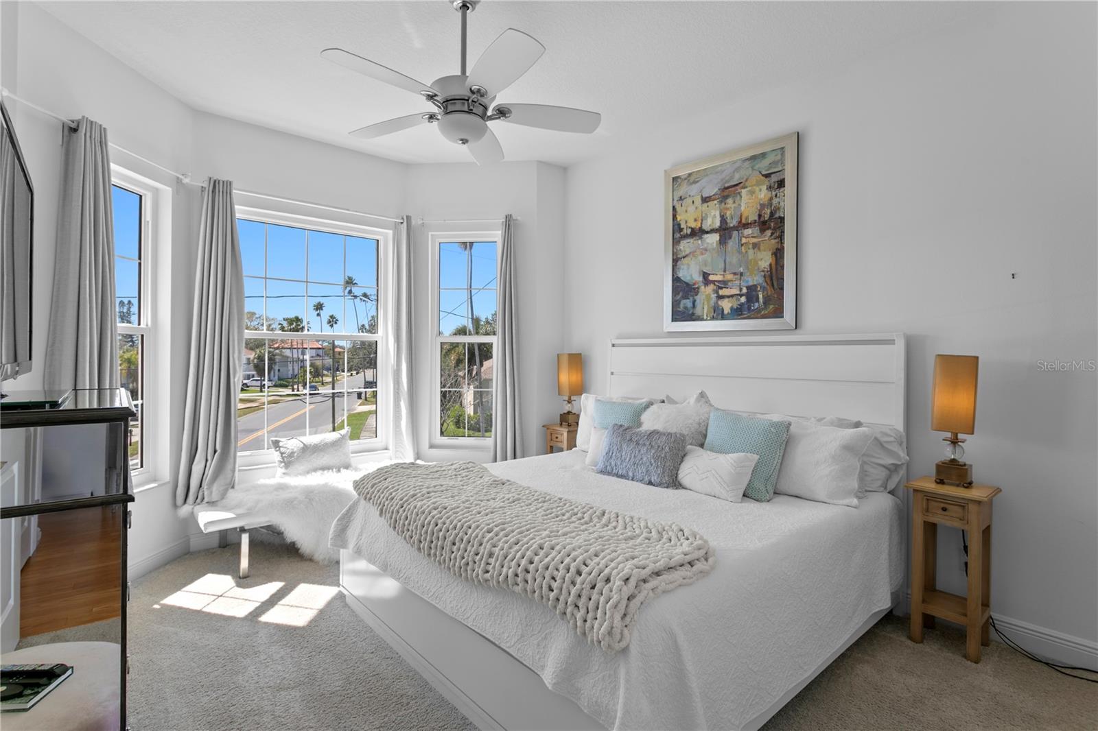 Image 28 of 61 For 1867 Bayou Grande Boulevard Ne