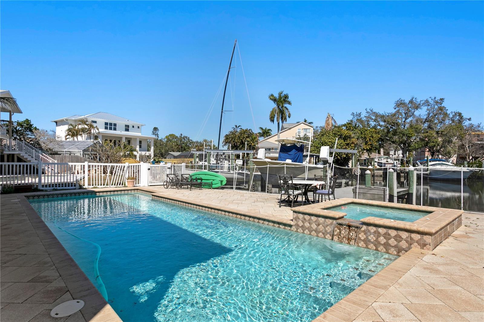 Image 52 of 61 For 1867 Bayou Grande Boulevard Ne