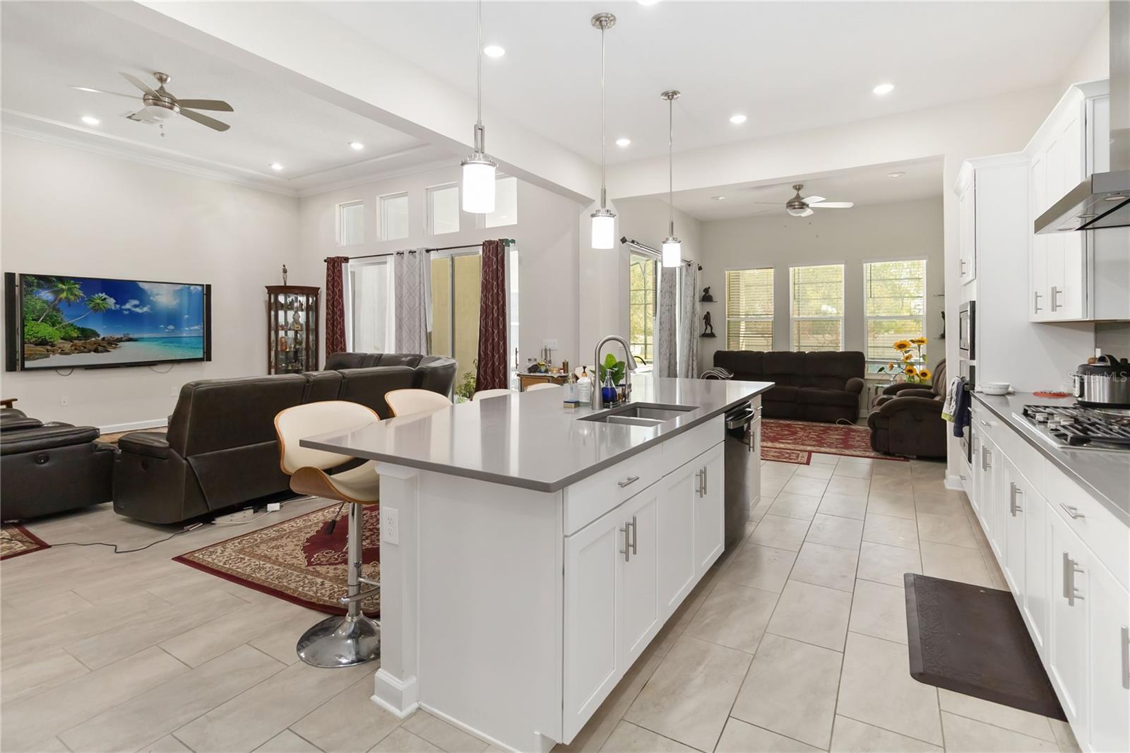 Listing photo id 10 for 5157 Kingwell Circle