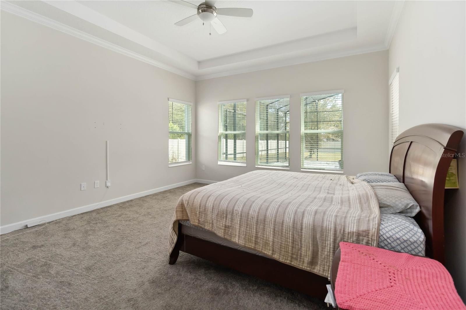 Listing photo id 12 for 5157 Kingwell Circle