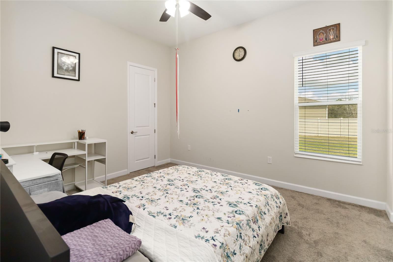 Listing photo id 23 for 5157 Kingwell Circle