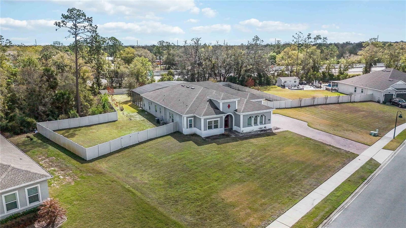 Listing photo id 32 for 5157 Kingwell Circle