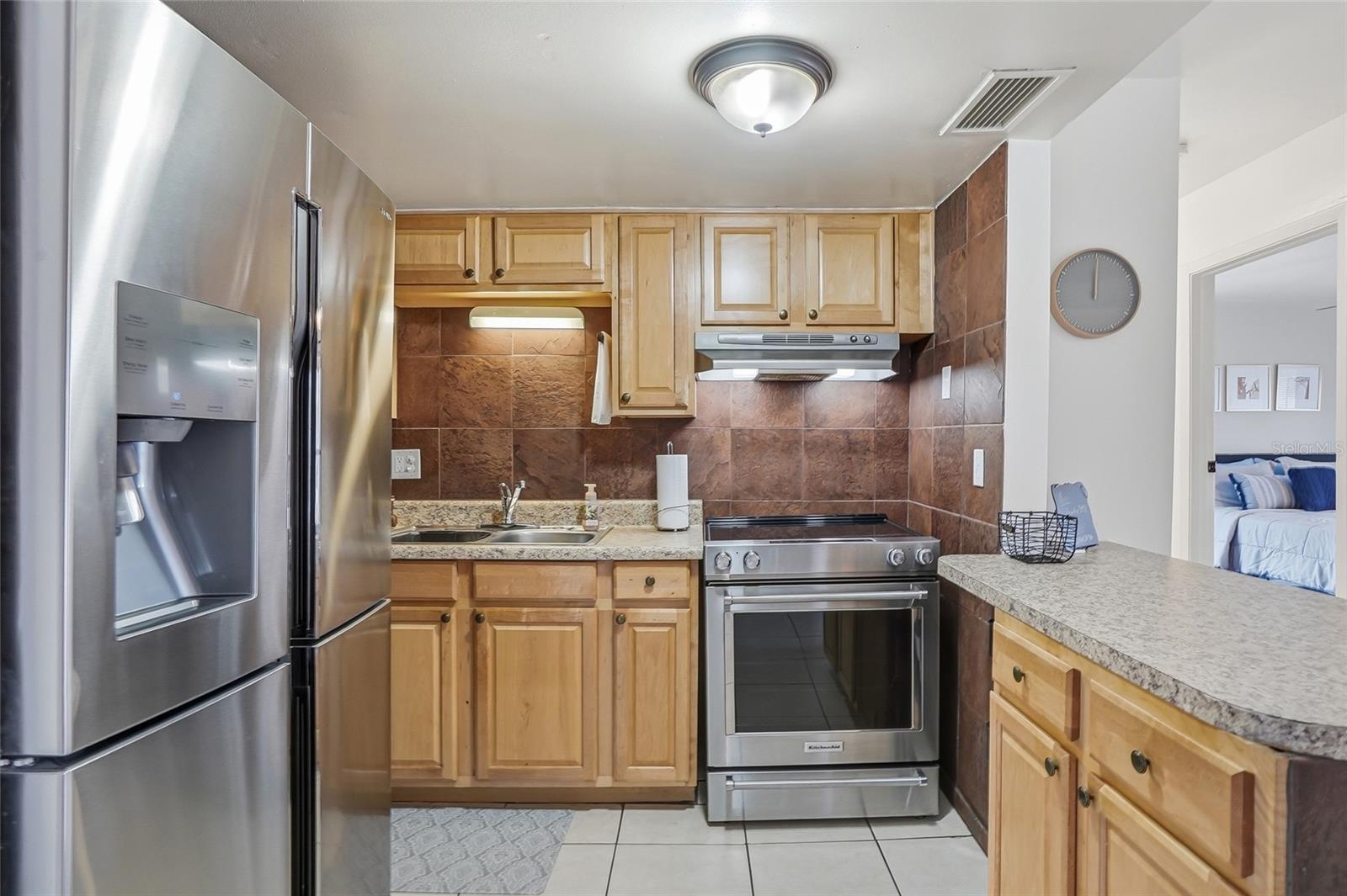 Image 4 of 27 For 8602 Champlain Court 90