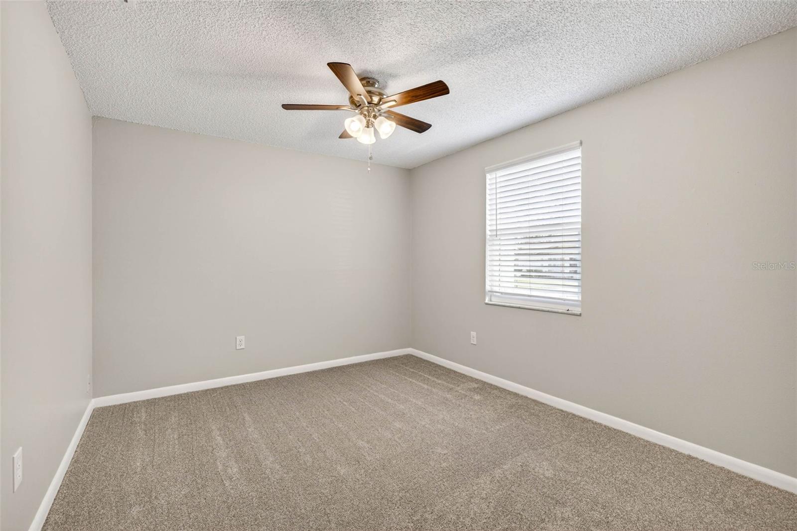 Image 15 of 35 For 2206 Selkirk Street