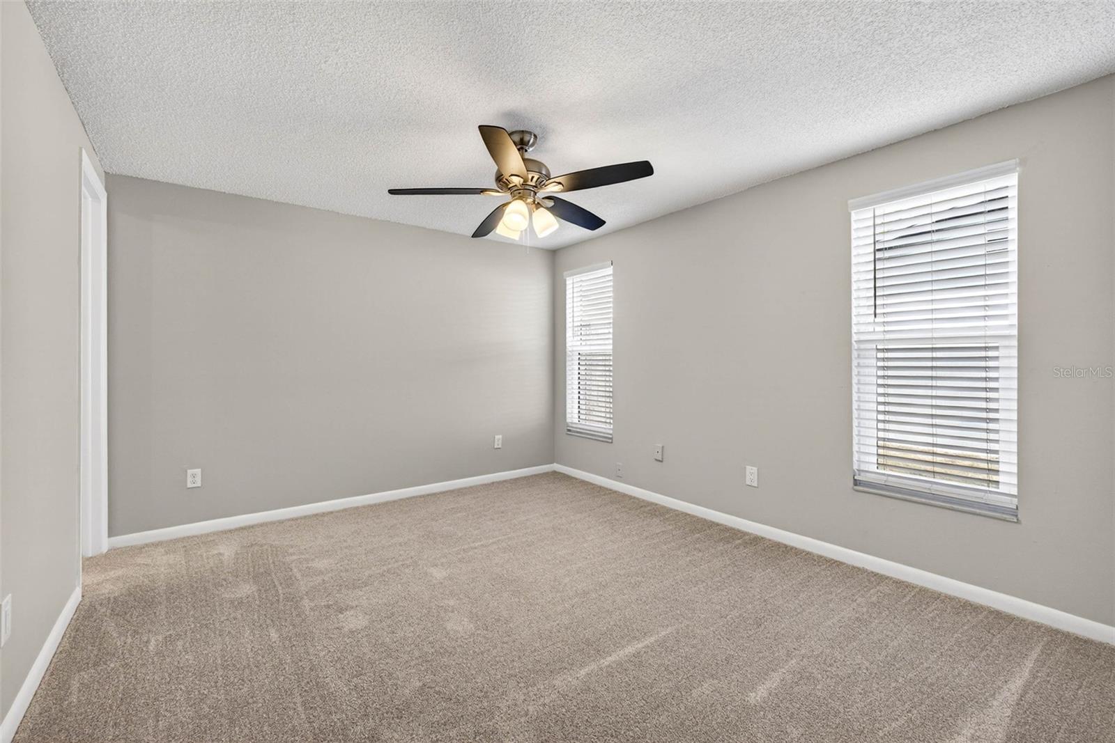 Image 18 of 35 For 2206 Selkirk Street