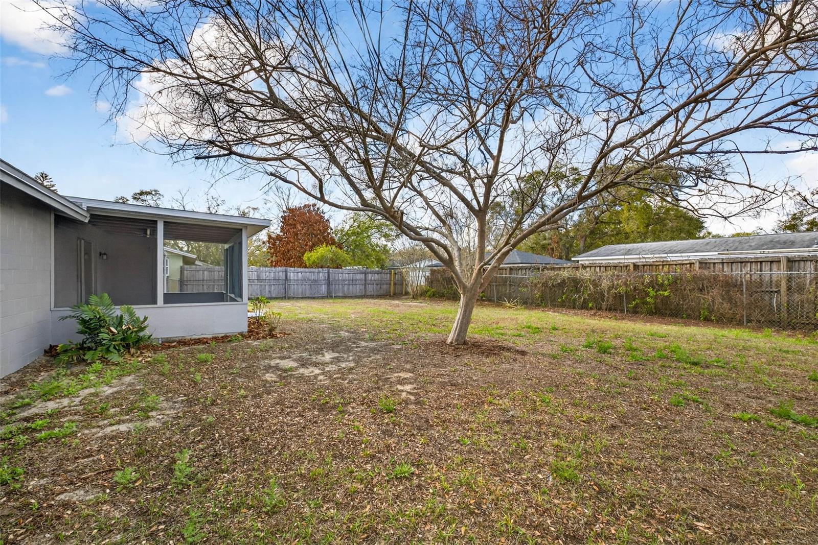 Image 28 of 35 For 2206 Selkirk Street