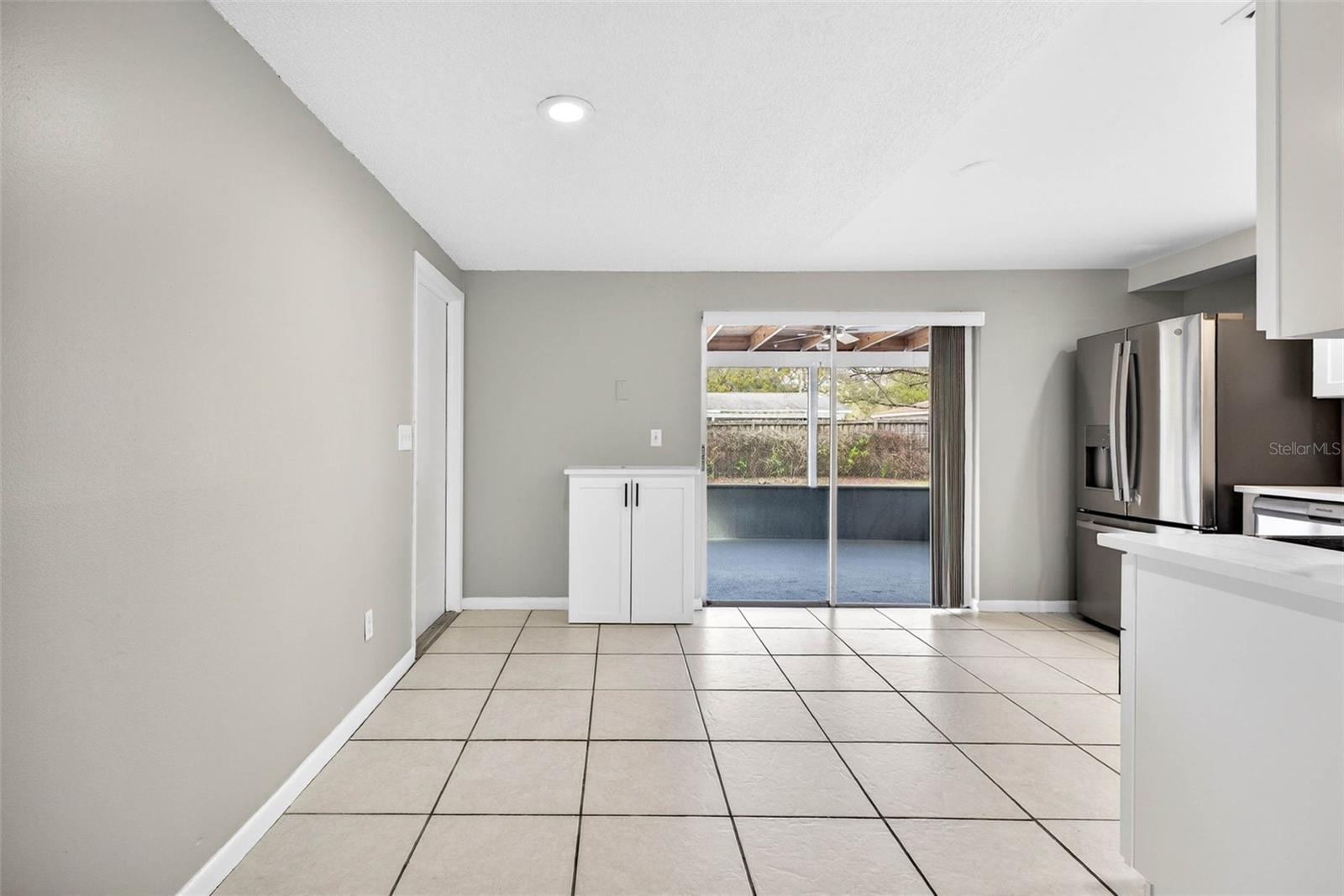 Image 7 of 35 For 2206 Selkirk Street