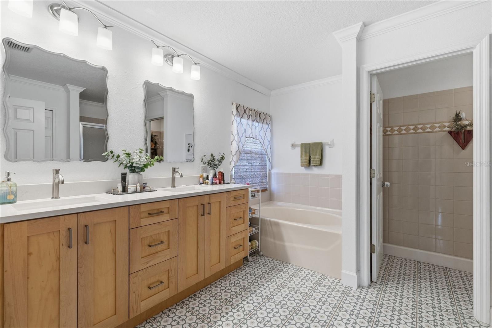 Image 15 of 51 For 19408 Sandy Springs Circle