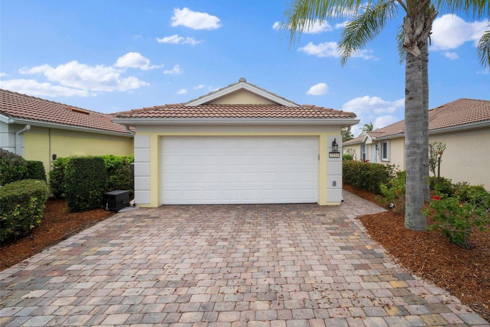 Details for 2121 Burgos Drive, SARASOTA, FL 34238