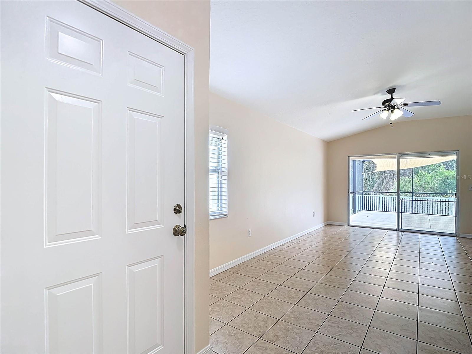 Image 18 of 59 For 18129 Portside Street