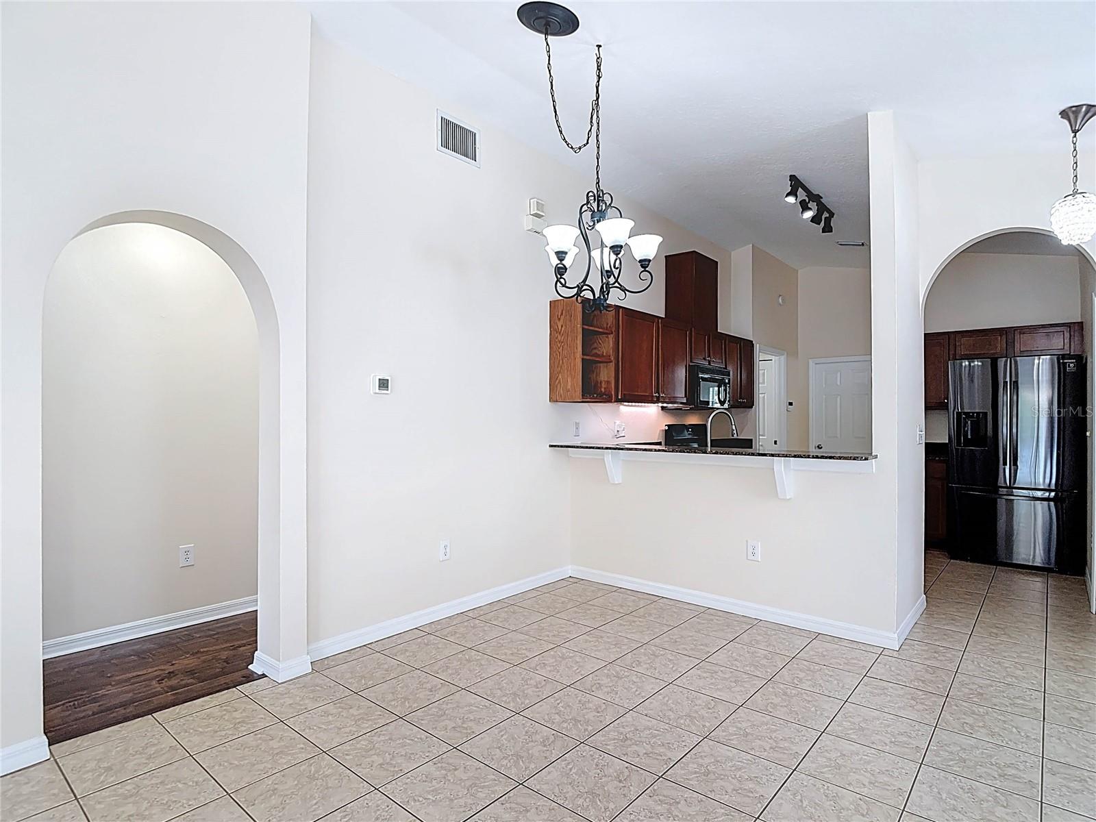 Image 22 of 59 For 18129 Portside Street