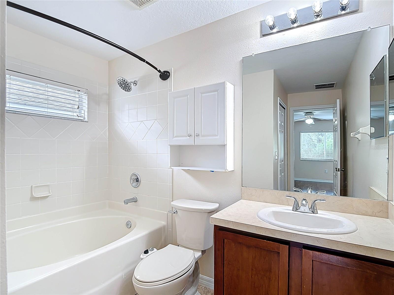 Image 31 of 59 For 18129 Portside Street