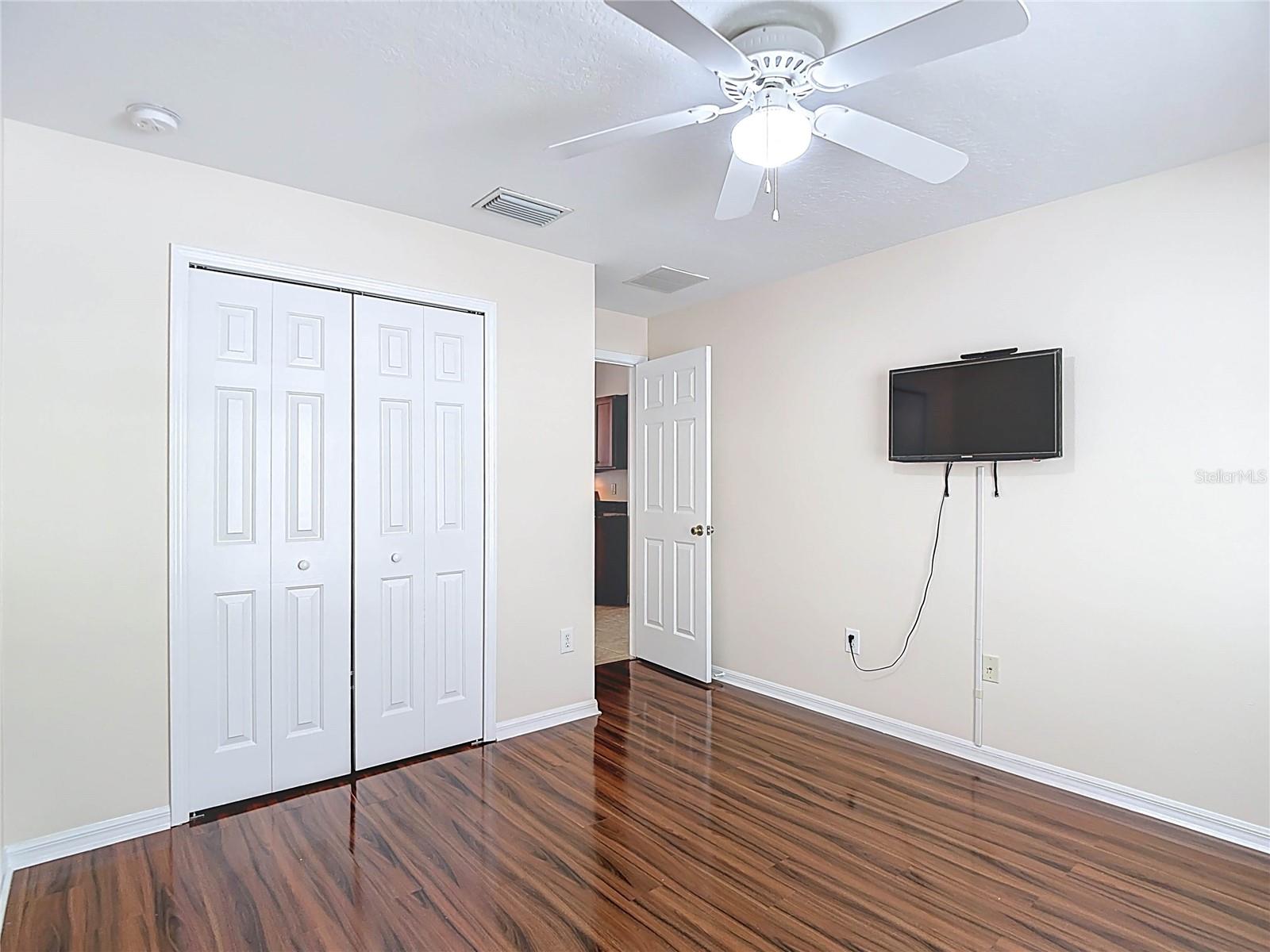 Image 33 of 59 For 18129 Portside Street