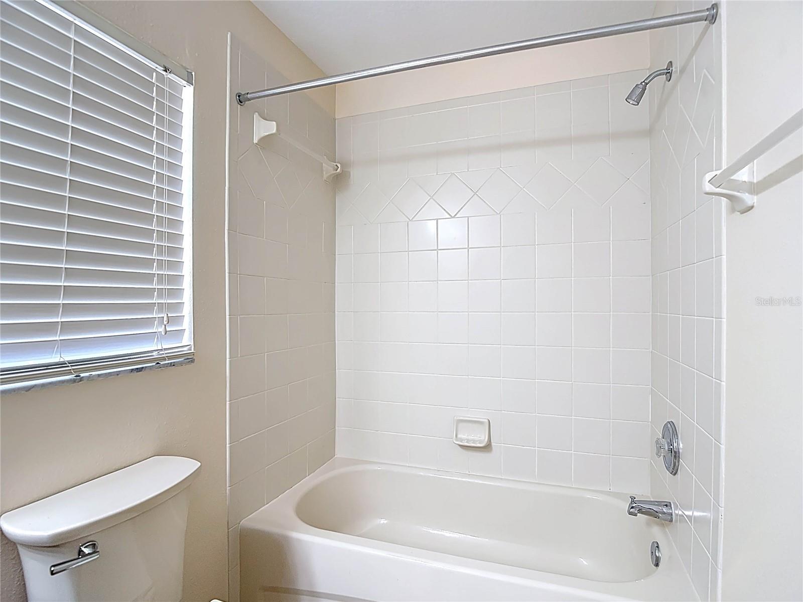 Image 39 of 59 For 18129 Portside Street